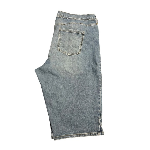 Gloria Vanderbilt Bermuda Denim Shorts Plus Size Amanda Skimmer Pants Stretchy - Picture 8 of 16